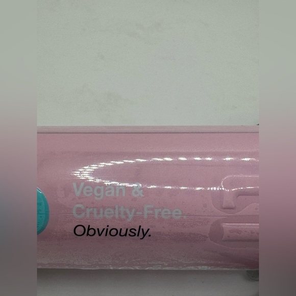 TOYFACTORY Niablend™ Serum Concealer in T2 - Picture 6 of 6